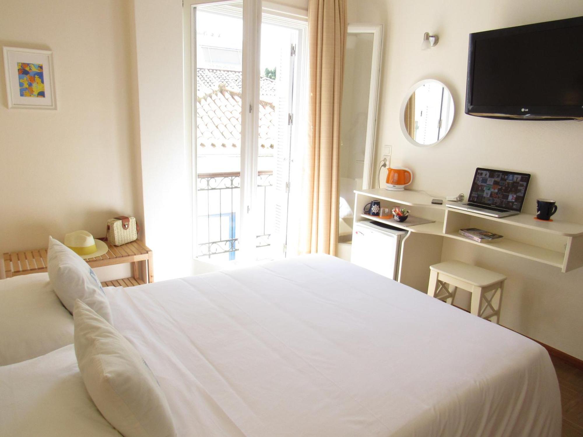 Alexandris Hotel Spétses Zimmer foto